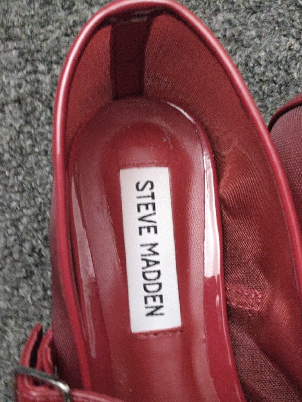 Steve Madden Women's Red Mesh Mary Jane Flats - Picture 3 of 10